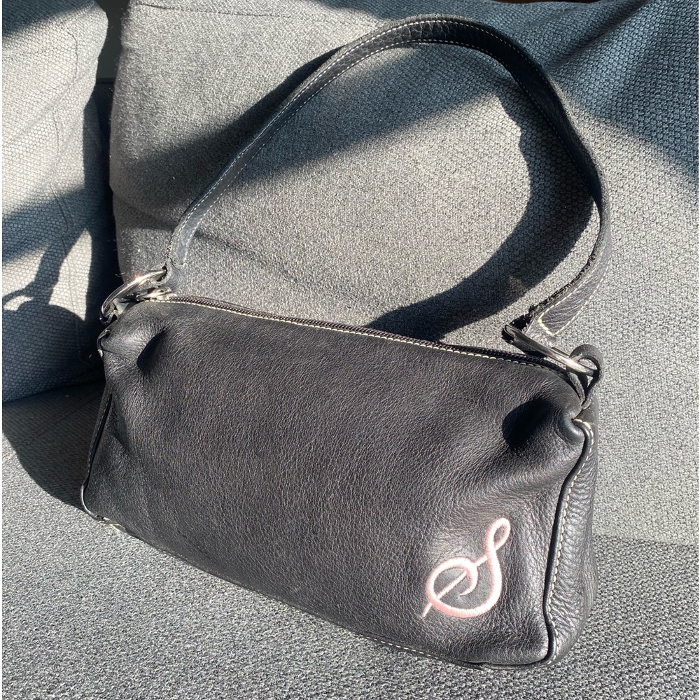 Roots Canada Genuine Leather Shoulder Bag | Black